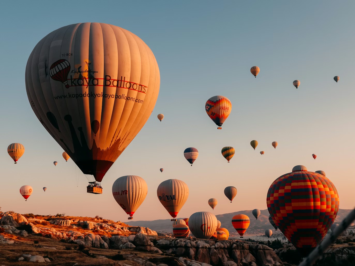 Hot Air Ballooning as a Wheelchair User | How It Works and Where to Do It