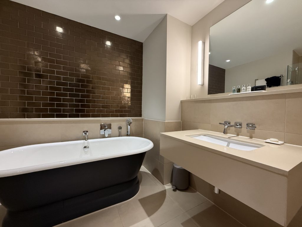 Follifoot Double Room Bathroom | Rudding Park Hotel | Yorkshire Spa Hotel