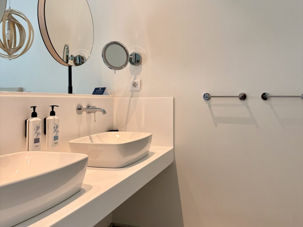 Accessible Bathroom Tui
