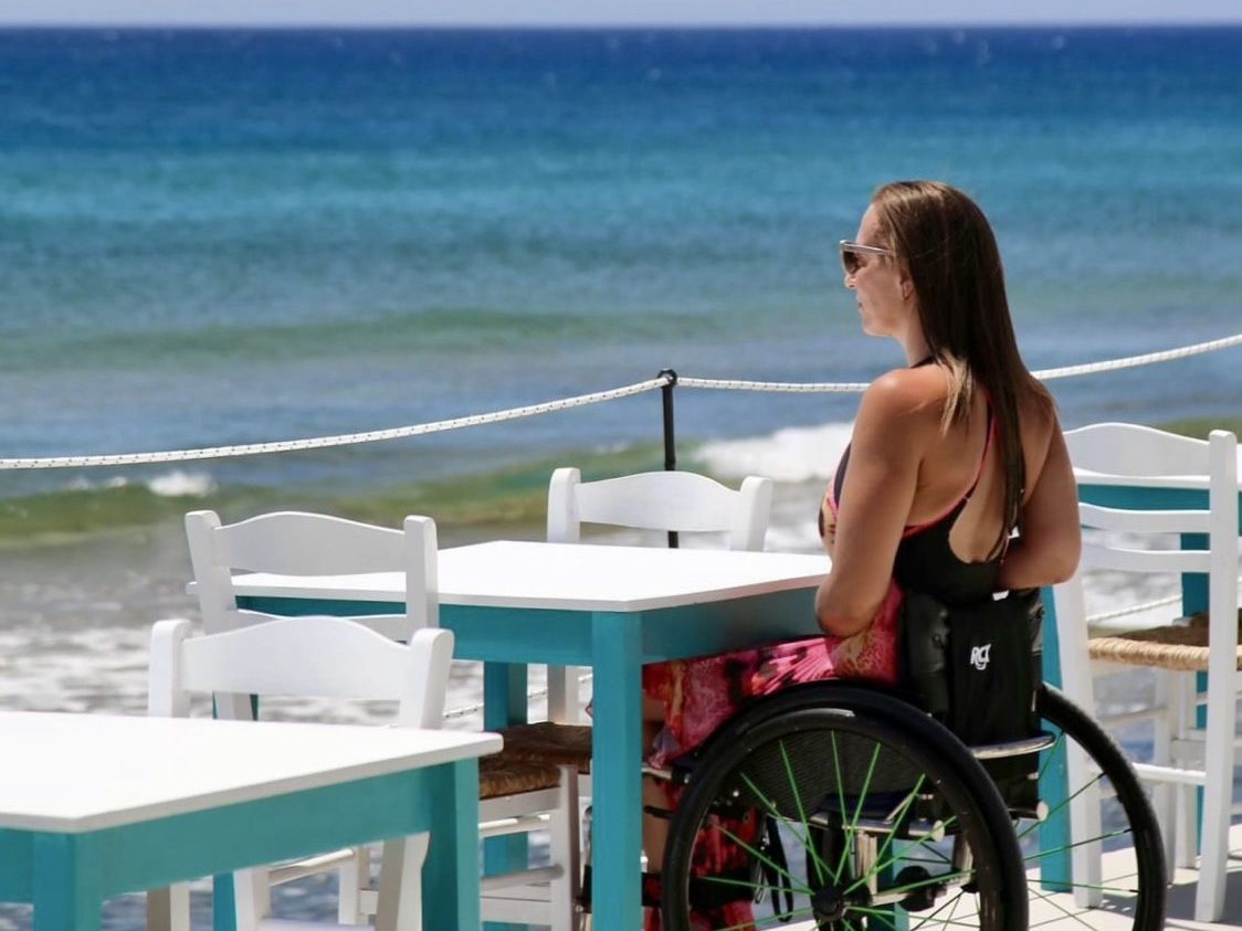 Luiz at Lava Tavern | Santorini | The Inclusive Edit | Review